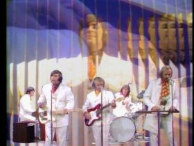 The Beach Boys Good Vibrations (Live on The Ed Sullivan Show, 1968)